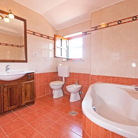 Zupanov Dvor, A Beautiful Stone With An Expansive Garden *